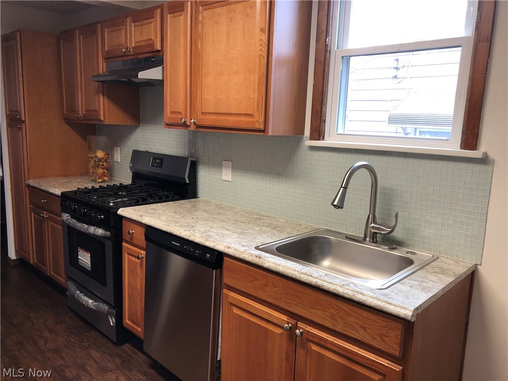 Ford Realty Co Liberty 04 - Residential