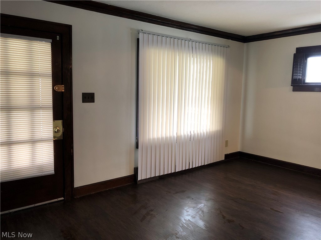 Ford Realty Co Liberty 04 - Residential