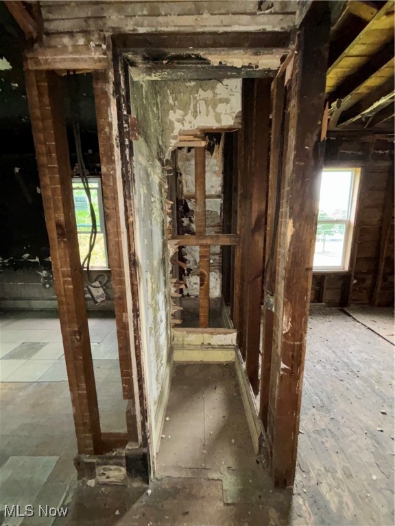 Elworthy Helwick Companys Hm - Residential