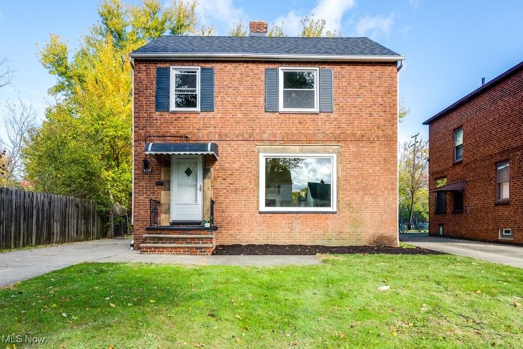 Photo of 4015 Bayard Rd, South Euclid, OH 44121 (MLS # 5169140)