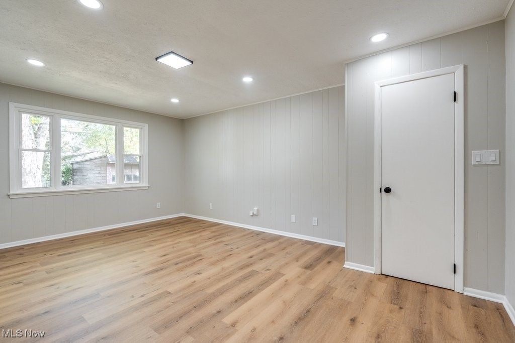 Photo of 4015 Bayard Rd, South Euclid, OH 44121 (MLS # 5169140)