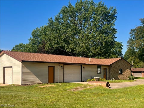 Tiny photo for 1133 3rd Street SW, New Philadelphia, OH 44663 (MLS # 5240475)