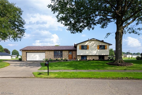 1133 3RD ST SW, NEW PHILADELPHIA, OH 44663 - Image aba27e7ed4c2889da6f2278da2bca911/3488055916