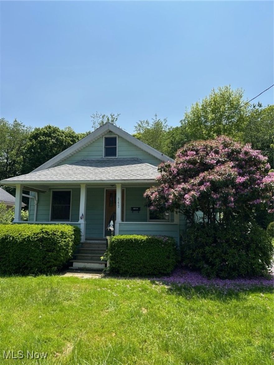 This two bedroom home on a quiet street in Newton Falls would be a great starter home or investment property. Home has good bones, but needs remodeled. Roof and Furnace were replaced in the last 10 years. Selling As Is - Fixer Upper.