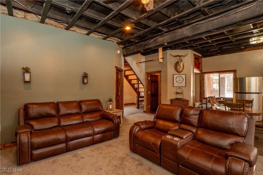 Photo of 8178 Navarre Road SW, Massillon, OH 44646 (MLS # 5183299)