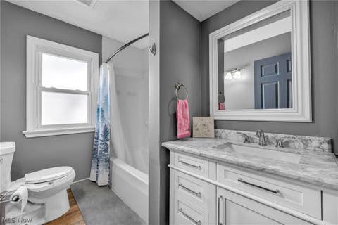Tiny photo for 517 Gulf Road, Elyria, OH 44035 (MLS # 5220636)