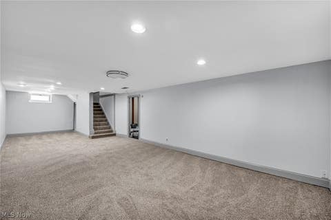 Tiny photo for 517 Gulf Road, Elyria, OH 44035 (MLS # 5220636)