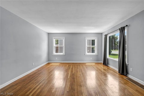 Tiny photo for 517 Gulf Road, Elyria, OH 44035 (MLS # 5220636)