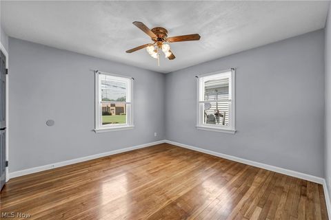 Tiny photo for 517 Gulf Road, Elyria, OH 44035 (MLS # 5220636)