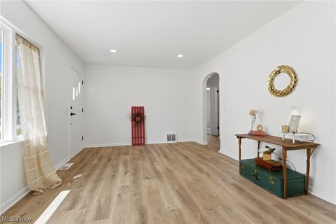 Tiny photo for 4871 15th Street SW, Canton, OH 44710 (MLS # 5202749)