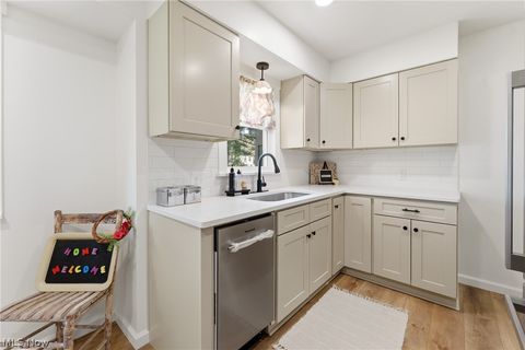 Tiny photo for 4871 15th Street SW, Canton, OH 44710 (MLS # 5202749)