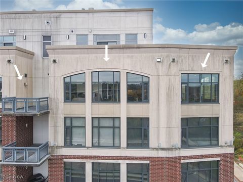 21 Furnace Street 801 Akron OH 44308