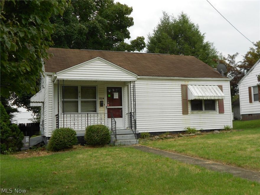 If you're looking for a cozy cottage, this could be the one for you. Situated in a comfortable North Parkersburg location offering convenience to shopping, bus line, and more.  Level lot, privacy fencing, storage building and off street parking for starters.  Original hardwood floors and walkup attic.  For the keen eyed person, consider removing a wall, converting a hall closet to a doorway, and you've created a new floor plan. Seller makes no representation as to the property or to the condition of the improvements or appurtenances.  The "As Is"  Disclaimer, Condition of Property, $1,000.00 earnest money and Pre-Approval Letter are accompany all offers. Call LA for the Disclaimer.  Don't miss this opportunity. LB#31685953