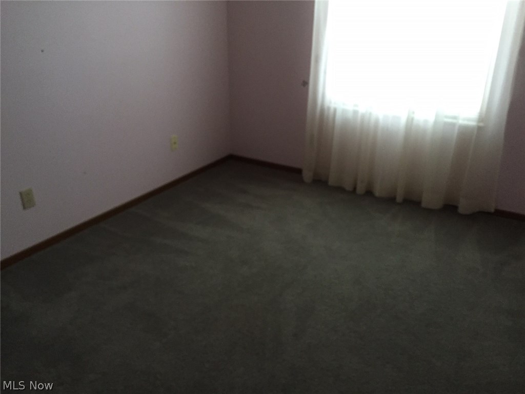 Country Scene Condo - Residential