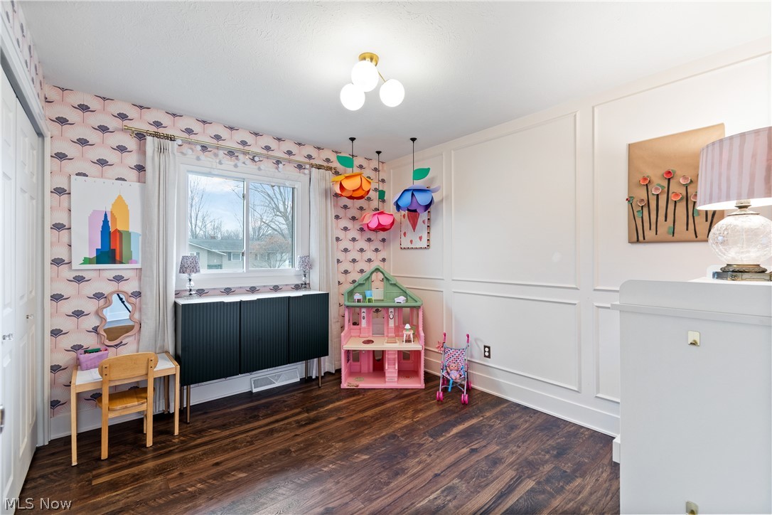 Halle Estates Sub - Residential