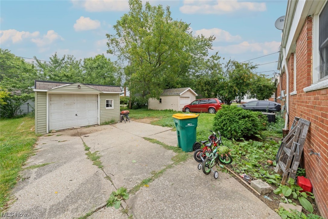 Maple Heights 04 - Residential