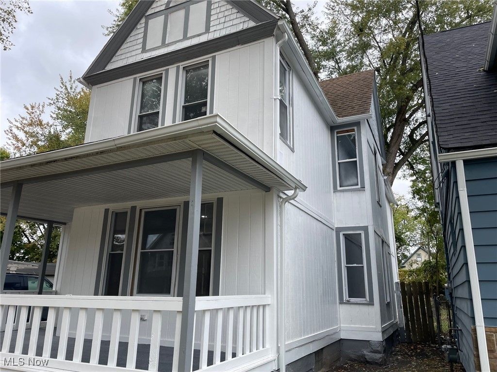 Photo of 3888 W 37th Street, Cleveland, OH 44109 (MLS # 5167397)