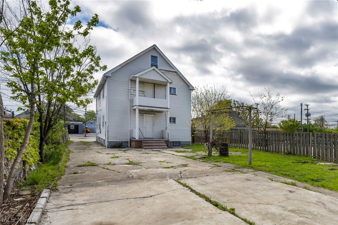 3278 W 117th Street