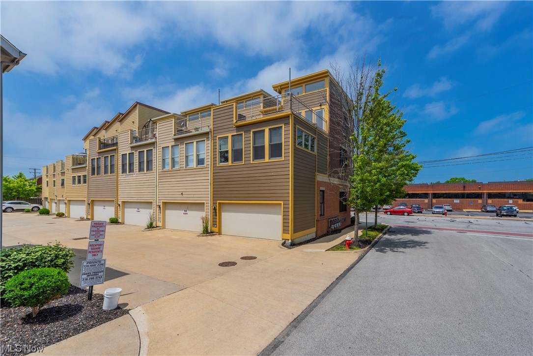 Rockport Square Ph 01a - Residential