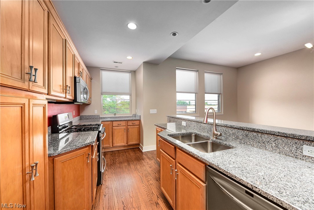 Rockport Square Ph 01a - Residential