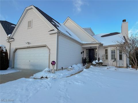 Condo For Sale - 910 Devonwood Drive<br/> Medina County, Wadsworth, OH 44281