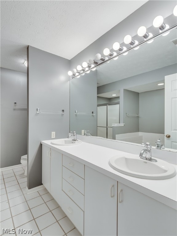 Shady Hollow Condominiums - Residential