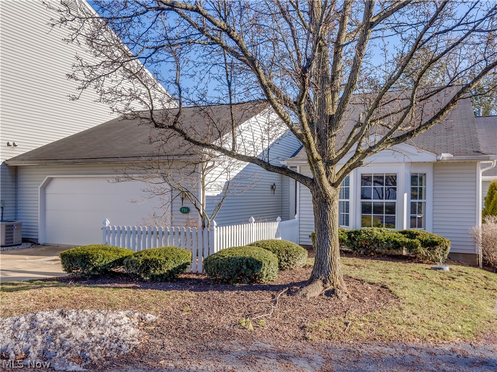 Shady Hollow Condominiums - Residential