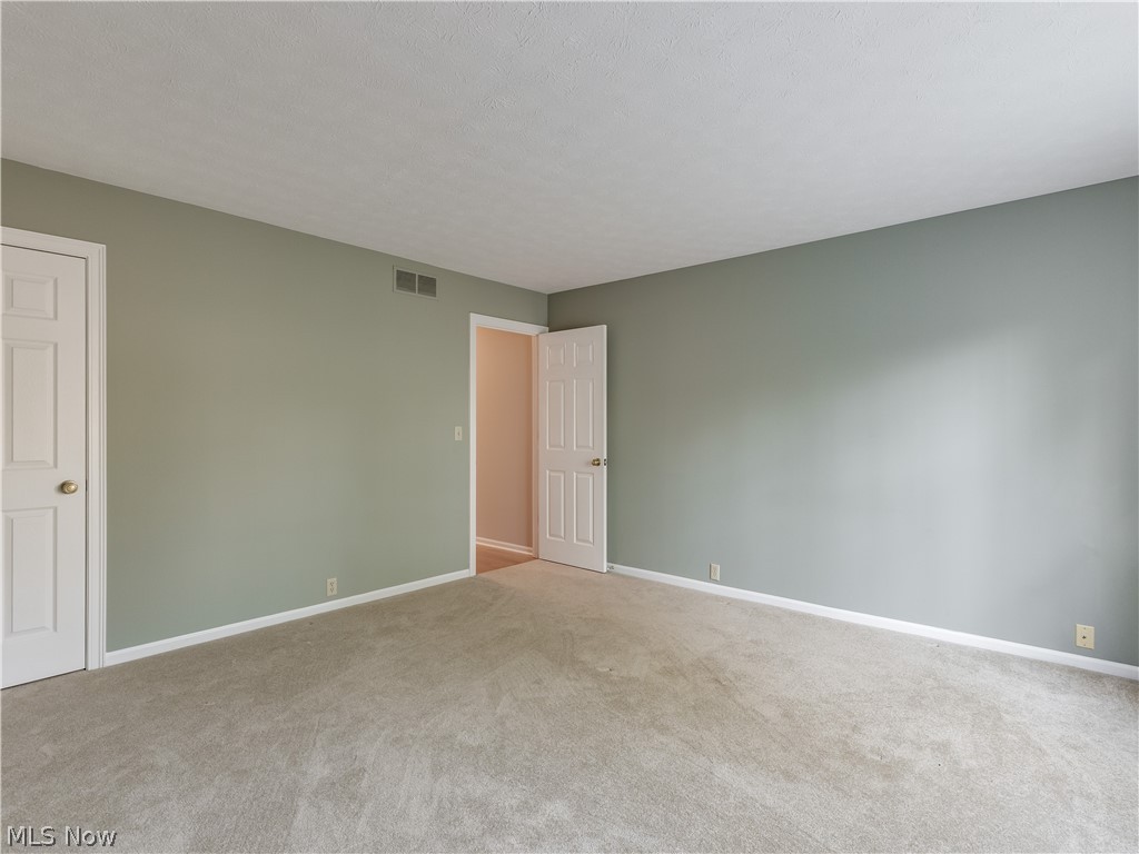 Shady Hollow Condominiums - Residential