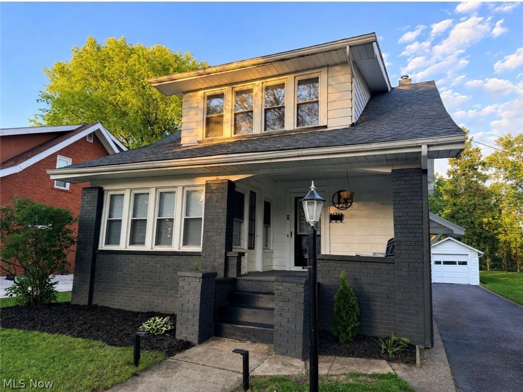 Photo of 729 4th Street NW, New Philadelphia, OH 44663 (MLS # 5210758)