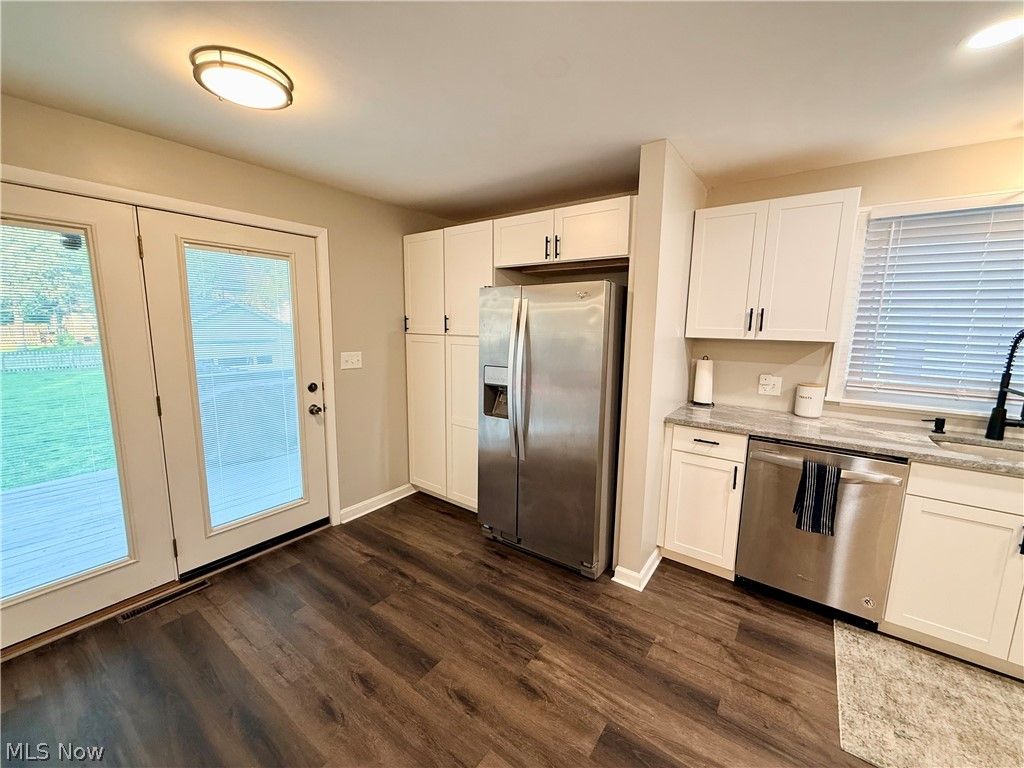 Photo of 729 4th Street NW, New Philadelphia, OH 44663 (MLS # 5210758)