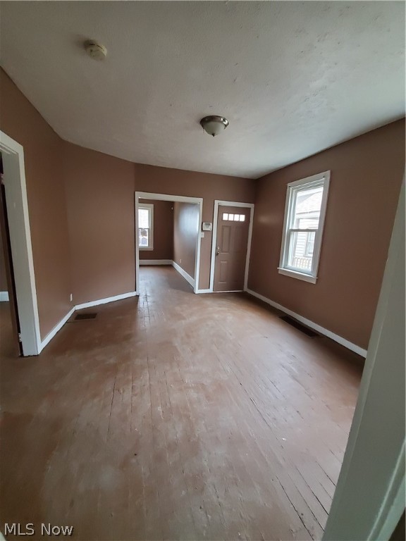 Diodate Clarks - Residential Income