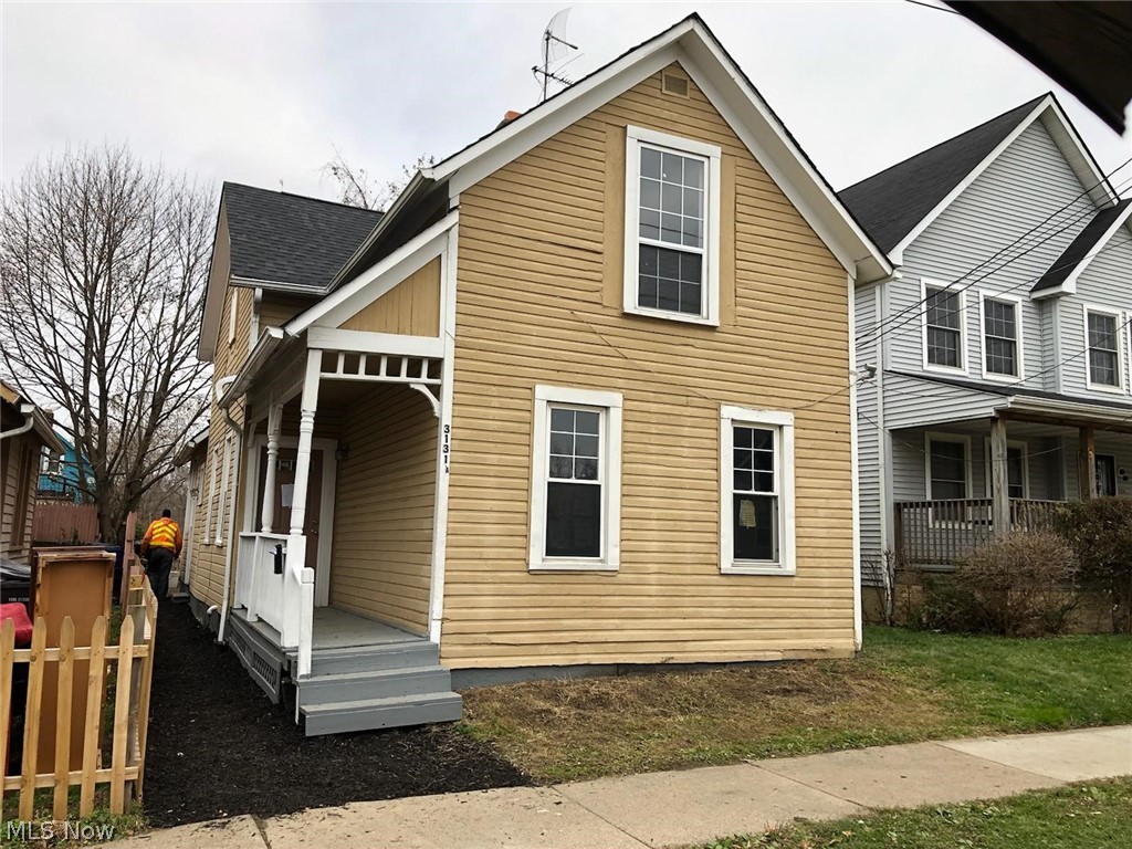 Diodate Clarks - Residential Income