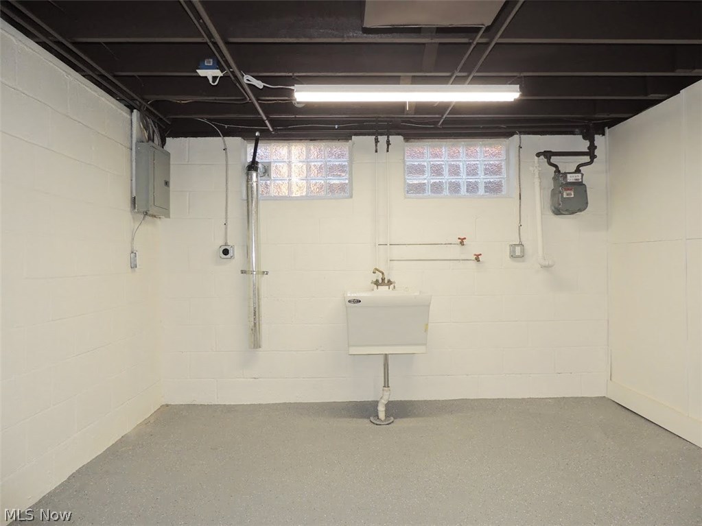 Euclid 19 - Residential Lease