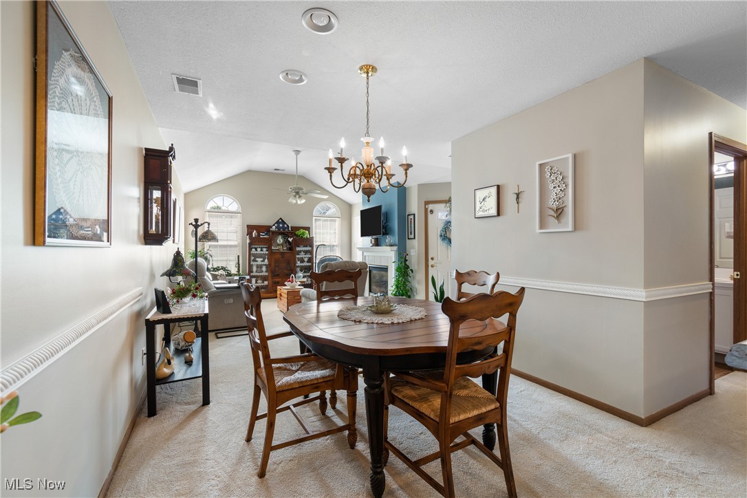 1401 Willow Brook Drive, Warren, Ohio image 11