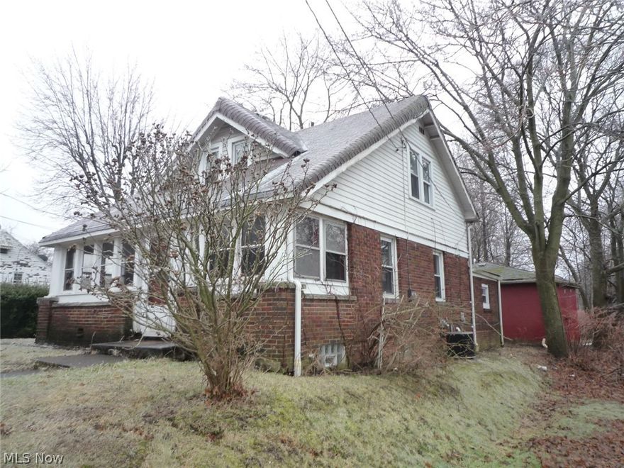 3 BR 2 Story.  First floor BR or office.  Enclosed front porch.  2 Car Block Garage.  Close to shopping!  This is a Fannie Mae HomePath Property.