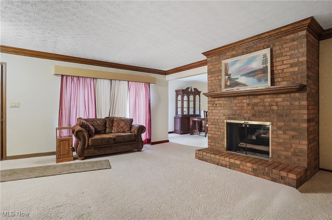 538 Greenbriar Drive, Ravenna, Ohio image 6