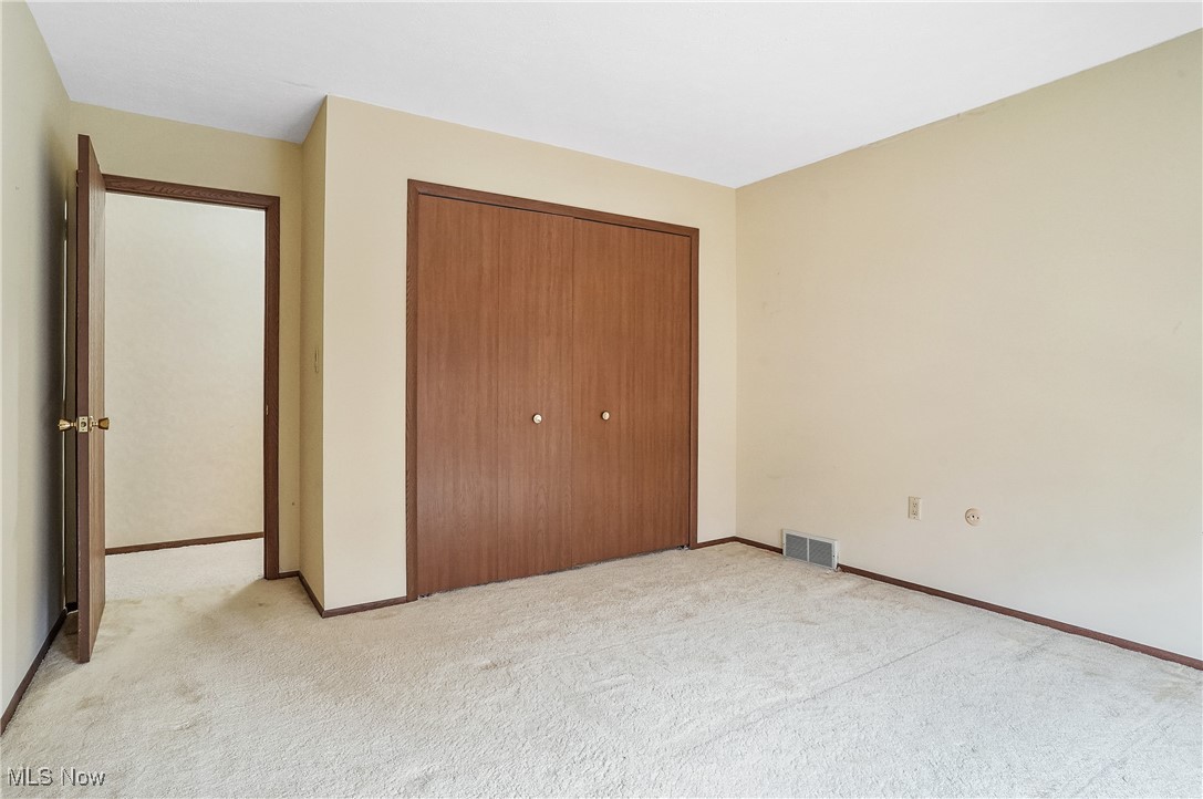 538 Greenbriar Drive, Ravenna, Ohio image 16