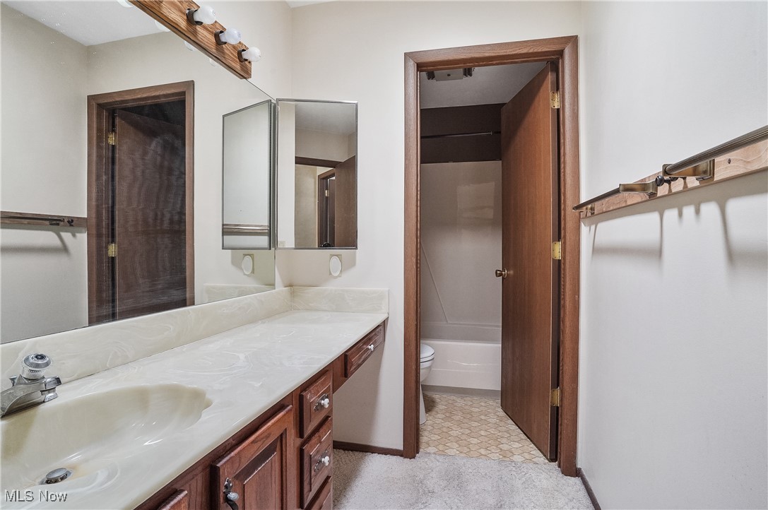 538 Greenbriar Drive, Ravenna, Ohio image 11