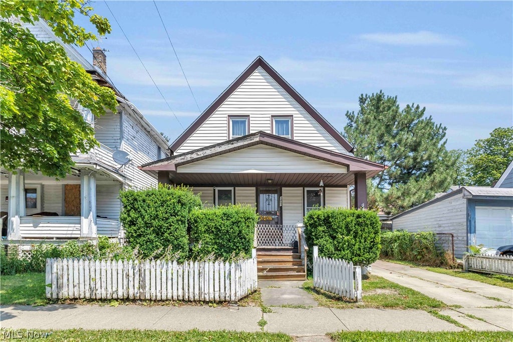 Photo of 3457 W 44th Street, Cleveland, OH 44109 (MLS # 5224288)