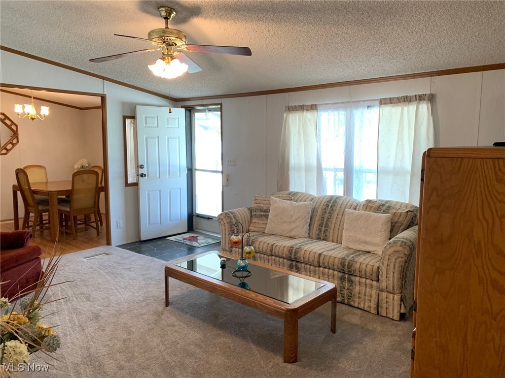 237 Gull Drive, Elyria, Ohio image 8