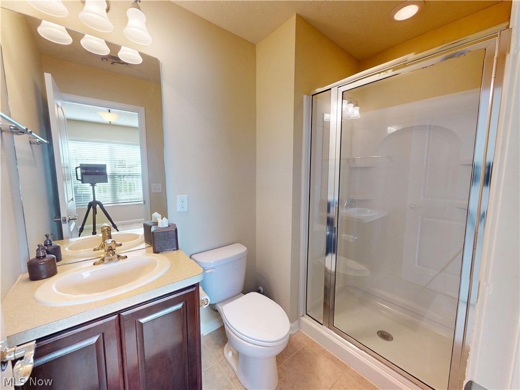 Pointe/Sterling Lakes Ph 01 Repla - Residential