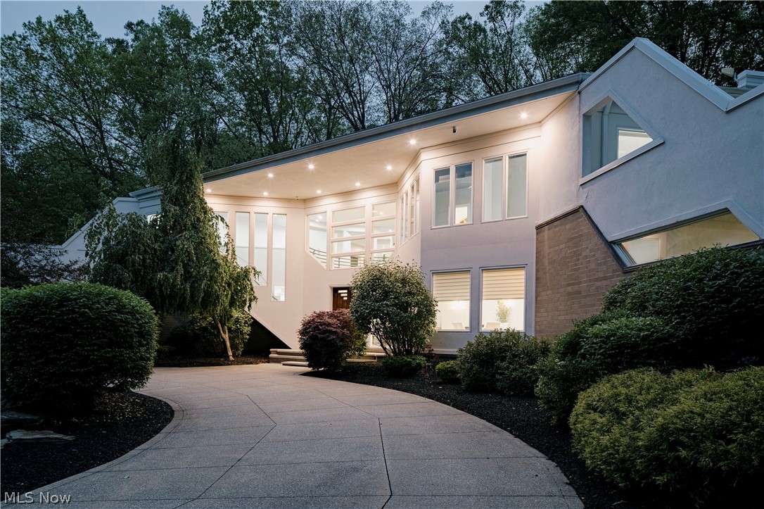 25 River Mountain Drive