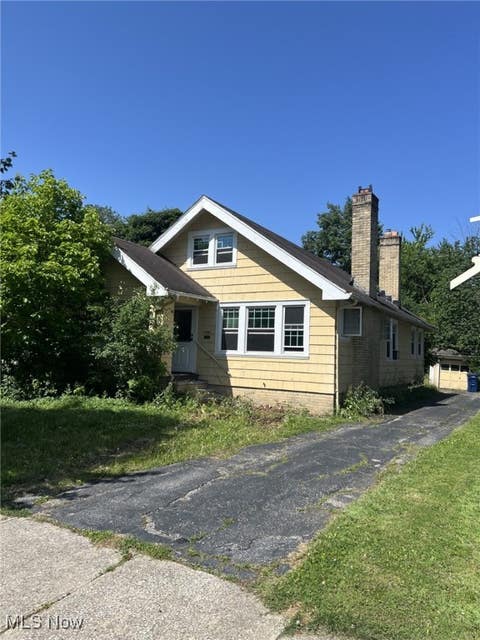 Photo for 1486 Middleton Road