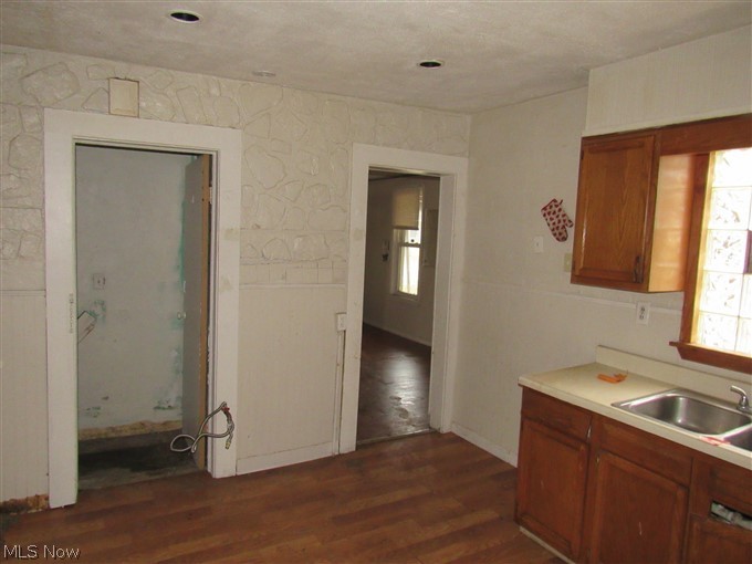 Walton Brothers - Residential