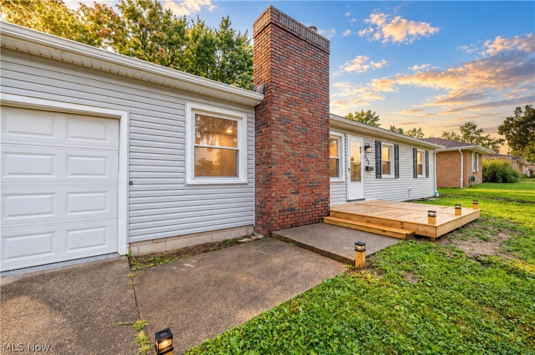 550 Neoka Drive
