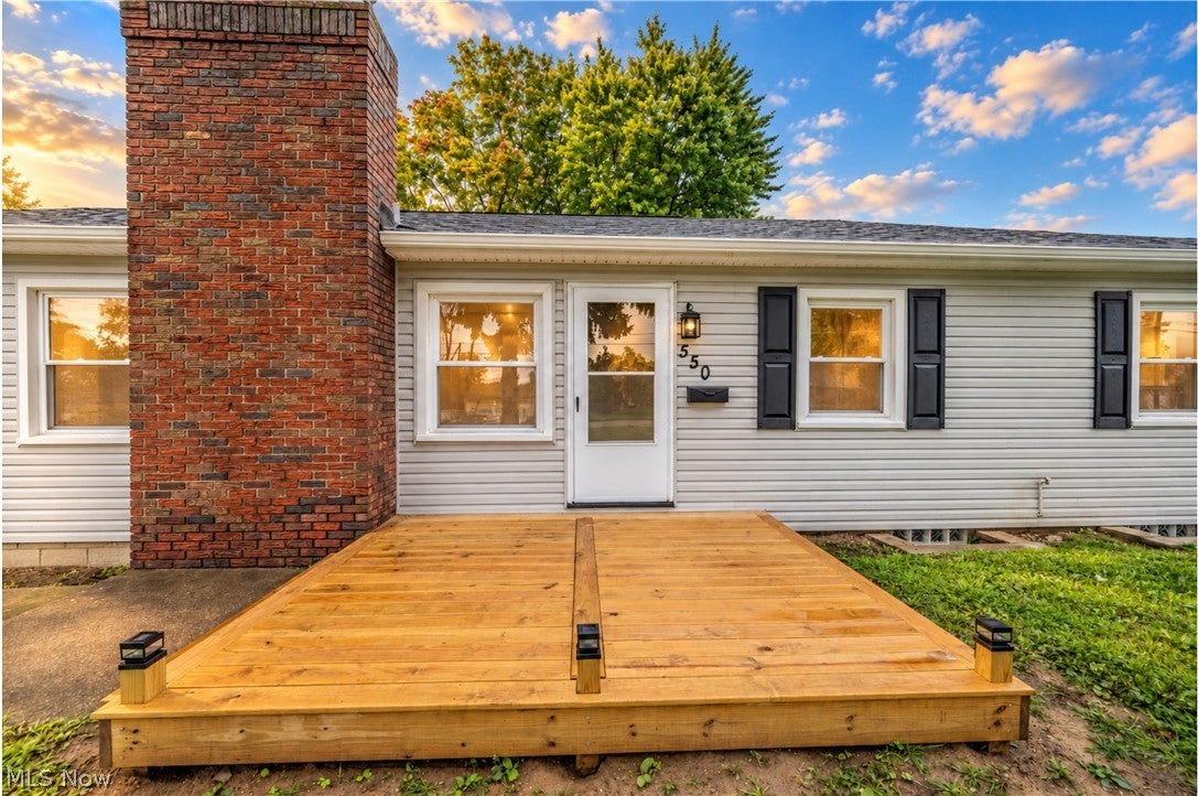 550 Neoka Drive