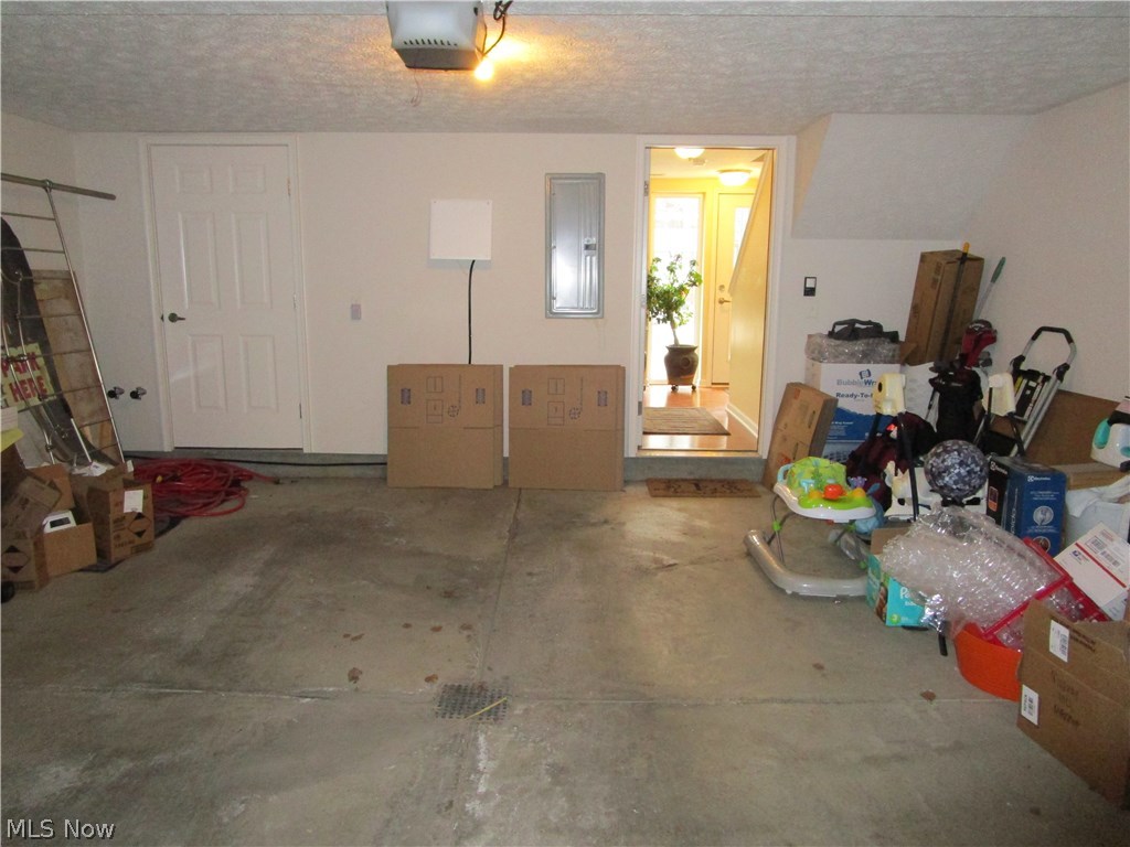 Battery Park Twnhms Condo - Residential