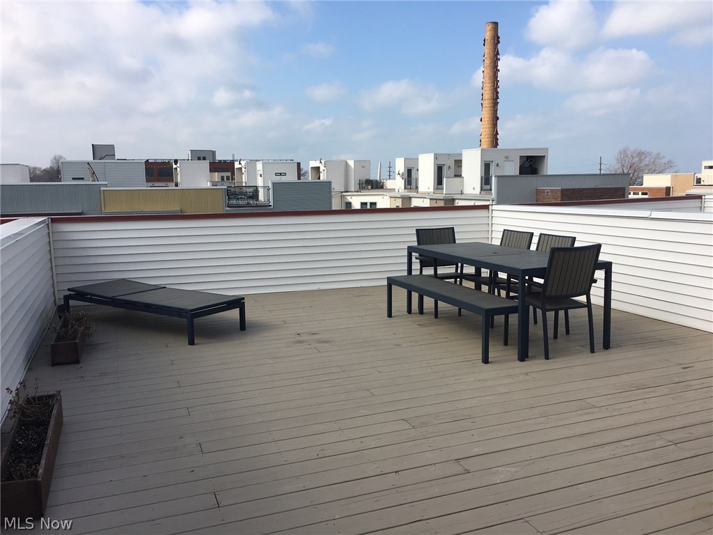 Battery Park Twnhms Condo - Residential