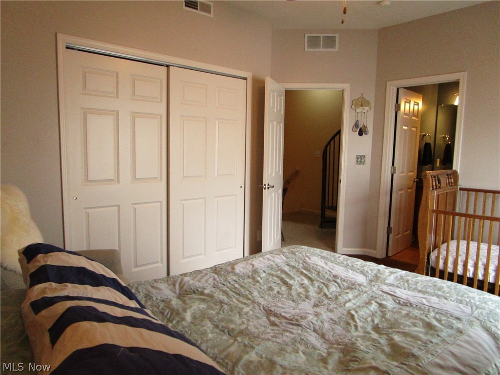 Battery Park Twnhms Condo - Residential