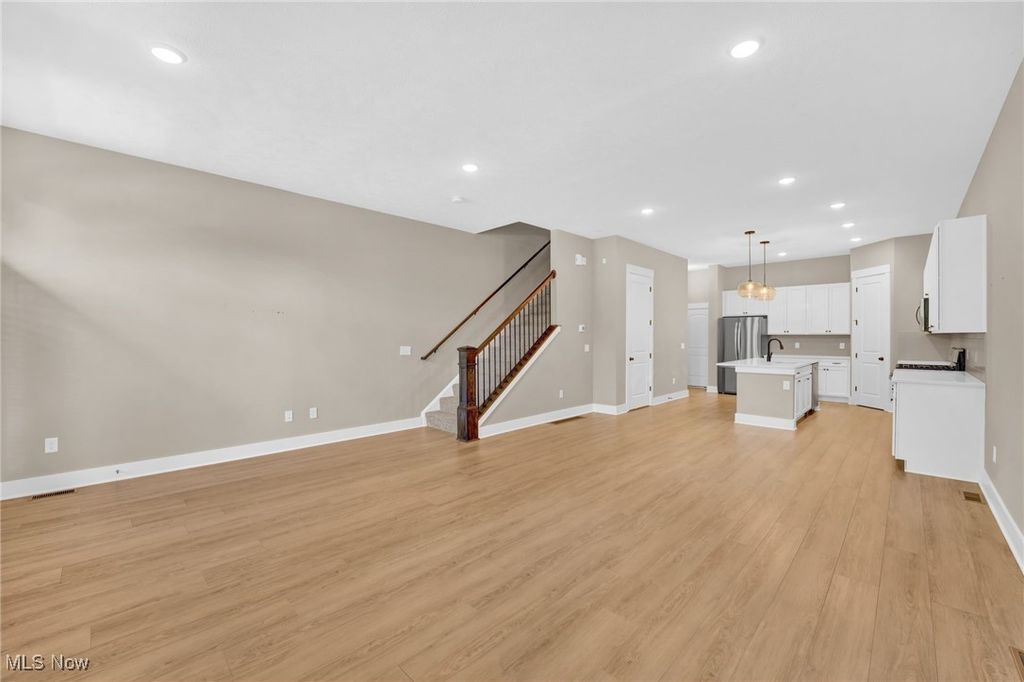 Photo of 4814 Mills Pointe Way, Westlake, OH 44145 (MLS # 5176368)